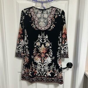 White House Black Market top